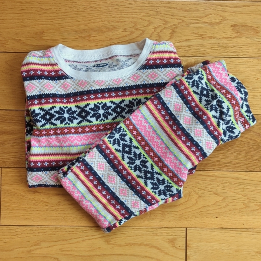 Little girl Old Navy pajamas